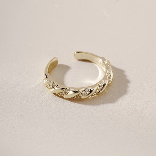 So Chic Ring